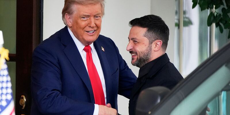 Trump arbeitet an einem Zweiertreffen Putins mit Selenskyj. - Foto: Alex Brandon/AP/dpa