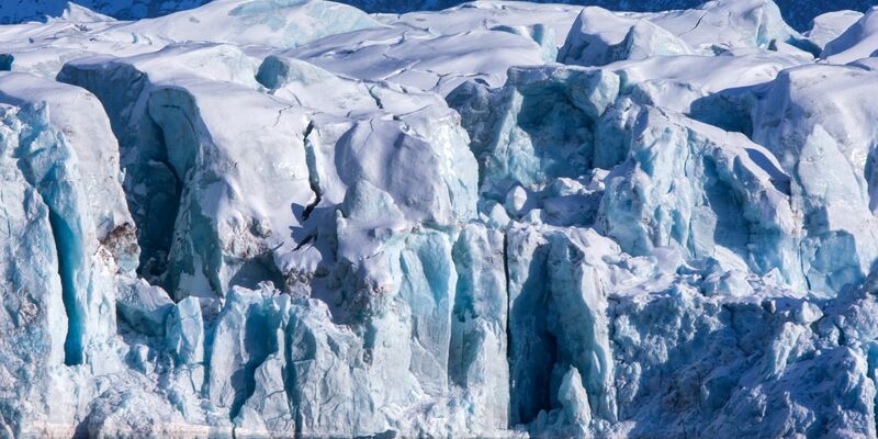 Die Gletscher von Spitzbergen haben 2024 viel Eis verloren. (Archivbild) - Foto: Jens Büttner/dpa-Zentralbild/dpa