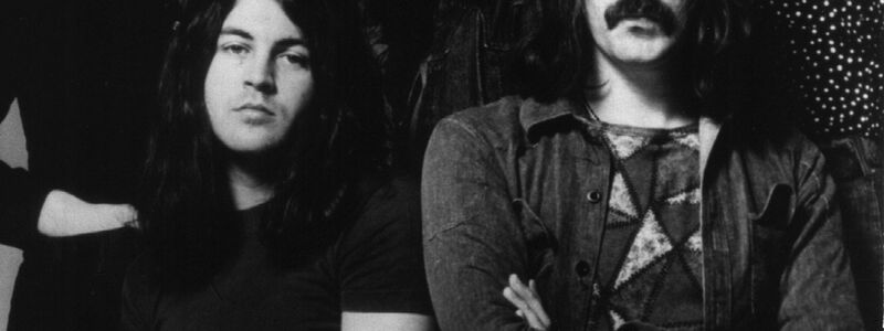 Deep Purple in der legendären Mark-II-Besetzung (v.l.): Ritchie Blackmore (Gitarre), Ian Gillan (Gesang), Roger Glover (Bass), Jon Lord (Orgel), Ian Paice (Schlagzeug). (Archivfoto) - Foto: picture alliance / dpa