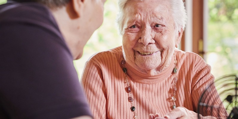 Malteser Ehrenamtsmonitor / Viel Sorge um die Pflege im Alter: Welche Rolle spielt das Ehrenamt? - Foto: presseportal.de