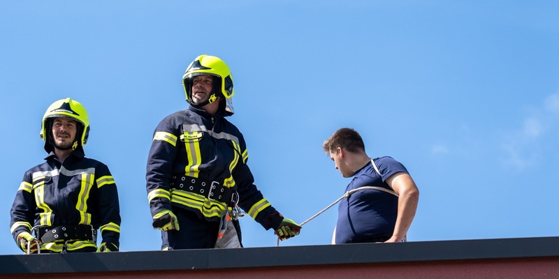 FW Flotwedel: Von Ausbildung bis Auszeichnung: Feuerwehr-Wochenende in der Samtgemeinde Flotwedel - Foto: presseportal.de