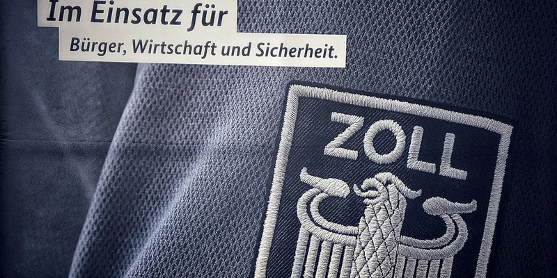 HZA-SI: Schwarzarbeiter im Nagelstudio - Foto: presseportal.de