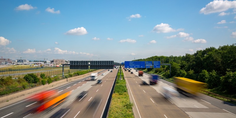 POL-OF: Mehrere Beanstandungen und Bußgelder bei Kontrolle im gewerblichen Personen- und Güterverkehr - Foto: presseportal.de