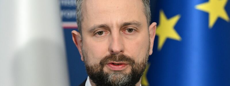 Polens Verteidigungsminister Wladyslaw Kosiniak-Kamysz hält es für wahrscheinlich, dass über seinem Land eine Drohne abgestürzt ist. (Archivbild) - Foto: Pawel Supernak/PAP/dpa