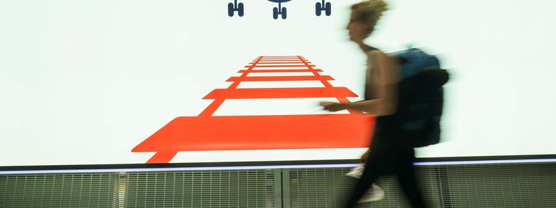 Am Frankfurter Flughafen arbeiten Bahn und Airlines auch zusammen. (Symbolbild) - Foto: Frank Rumpenhorst/dpa