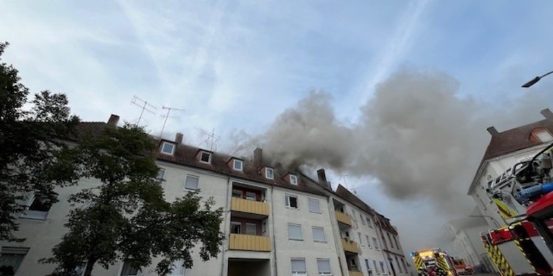POL-PDPS: Dachstuhlbrand - Kriminalpolizei ermittelt - Foto: presseportal.de