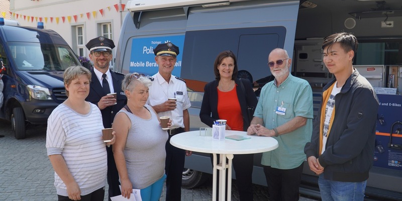 LPI-NDH: Kaffee mit der Polizei - Bürger und Polizei im Dialog für mehr Sicherheit - Foto: presseportal.de