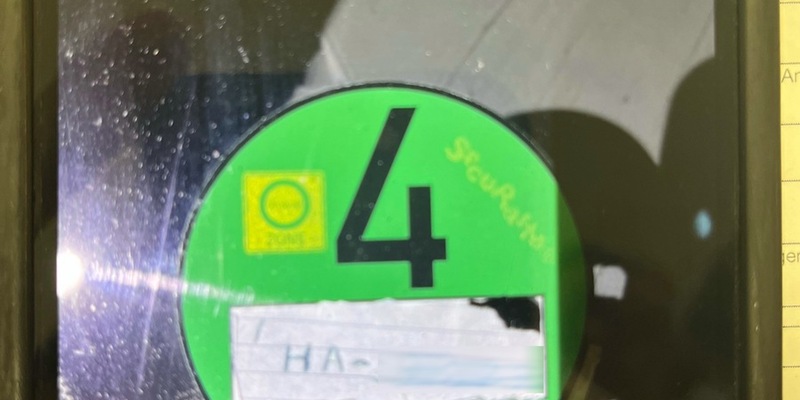 POL-HA: Hagener bastelt sich eigene Umweltplakette - Foto: presseportal.de