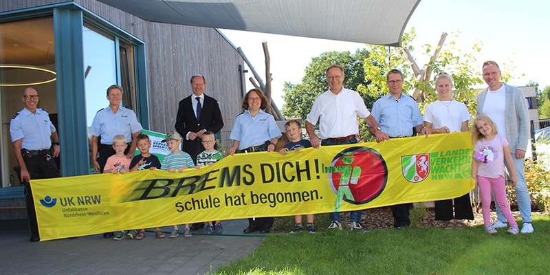 POL-WAF: Kreis Warendorf. Brems Dich! Schule hat begonnen - Verkehrswacht Warendorf und Kreispolizeibehörde Warendorf machen gemeinsam mit angehenden Schulkindern auf Schulbeginn aufmerksam - Foto: presseportal.de