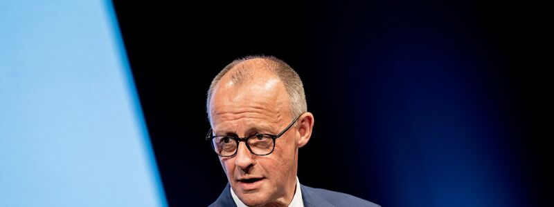 Der Kanzler ist nicht zufrieden.  - Foto: Hauke-Christian Dittrich/dpa