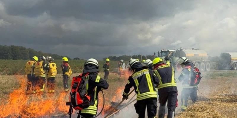 FW-MG: Übungsdienst zur Vegetationsbrandbekämpfung in Hardt und Rasseln - Foto: presseportal.de