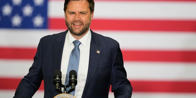 Vance bekräftigt, die USA würden in der Ukraine keine Bodentruppen einsetzen. (Archivbild) - Foto: Brynn Anderson/AP/dpa