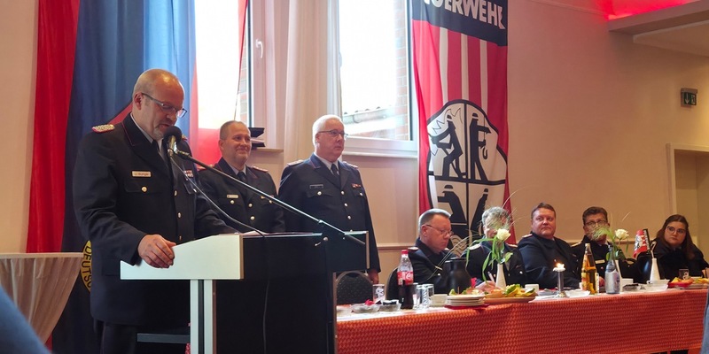 FW-ROW: Feuerwehr wichtiger denn je - Delegiertenversammlung des Kreisfeuerwehrverbandes Rotenburg e.V. in Jeersdorf - Foto: presseportal.de
