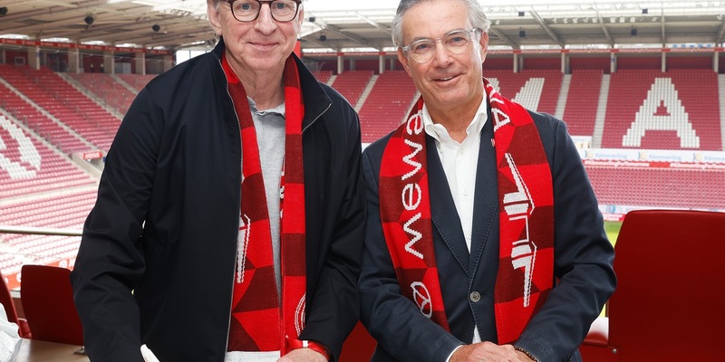 Kontinuität im Vorstand der MEWA Textil-Service SE / Aufsichtsrat gewinnt CCO Michael Kümpfel für vorzeitige Vertragsverlängerung - Foto: presseportal.de