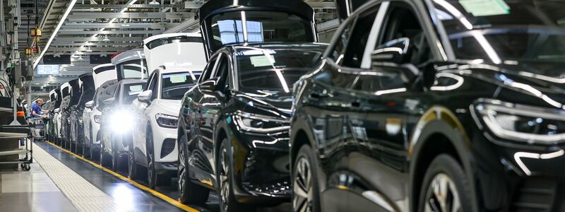 Die Wende zur E-Mobilität ist ins Stocken geraten. (Archivbild) - Foto: Jan Woitas/dpa