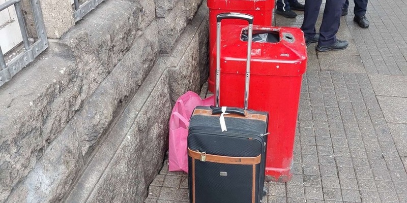 BPOL-HH: Herrenloser Trolley sorgte für Einsatzmaßnahmen der Bundespolizei am Hamburger Hauptbahnhof-Eigentümer durch Videosichtung und Fahndung festgestellt- - Foto: presseportal.de