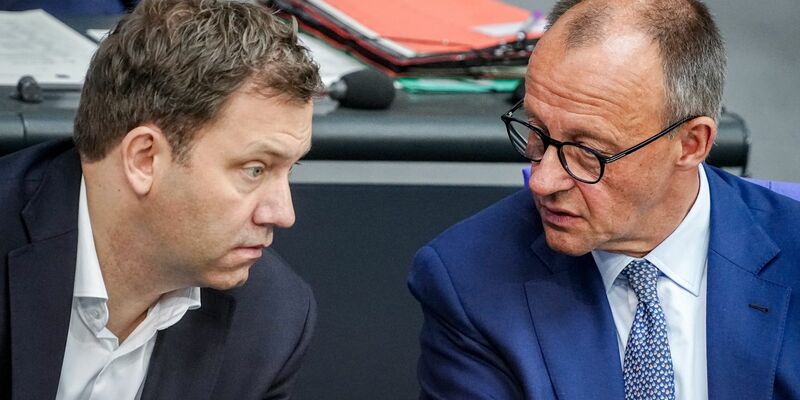 Der Start war holprig. Die Koalitionäre hoffen darauf, dass sie nach der Sommerpause besser in die Spur kommen. (Archivbild) - Foto: Kay Nietfeld/dpa