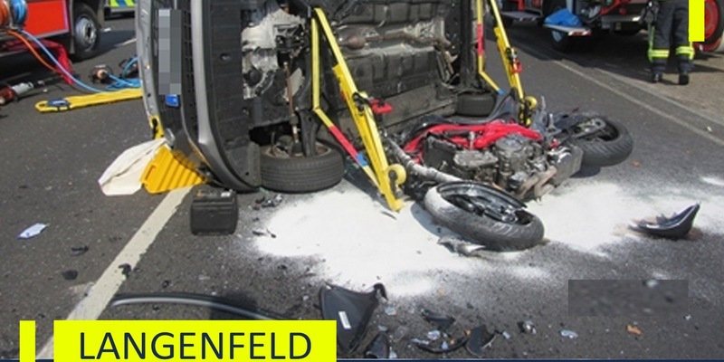 POL-ME: Über Rot gefahren: Zwei Personen nach Verkehrsunfall in Lebensgefahr - 2508104 - Foto: presseportal.de