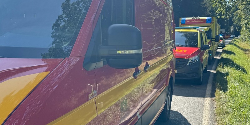 FW Dresden: Zwei Einsätze im Dresdner Norden beschäftigen Feuerwehr und Rettungsdienst zur selben Zeit - Foto: presseportal.de