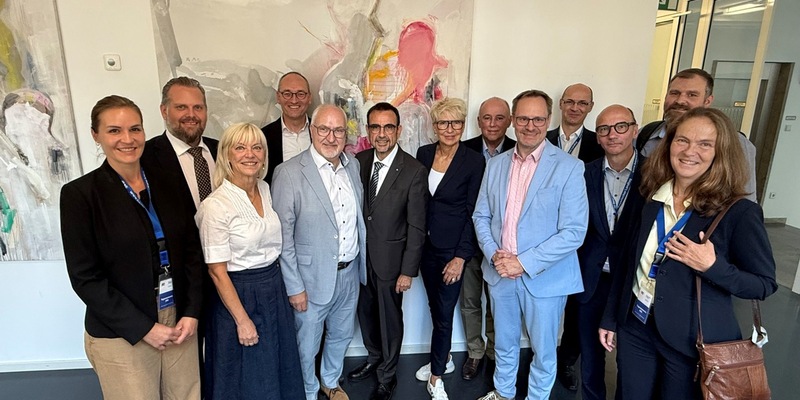 Lichtblick im Jobmarkt: Beschäftigung in Bayerns Pharmaindustrie steigt um mehr als 50 Prozent - Foto: presseportal.de