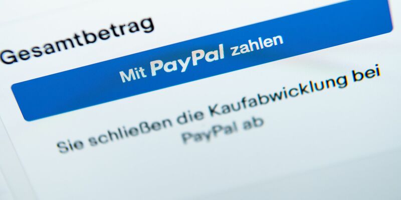 Paypal will den von einer Sicherheitspanne betroffenen Zahlungsempfängern möglichst schnell zu ihrem Geld verhelfen. - Foto: Silas Stein/dpa