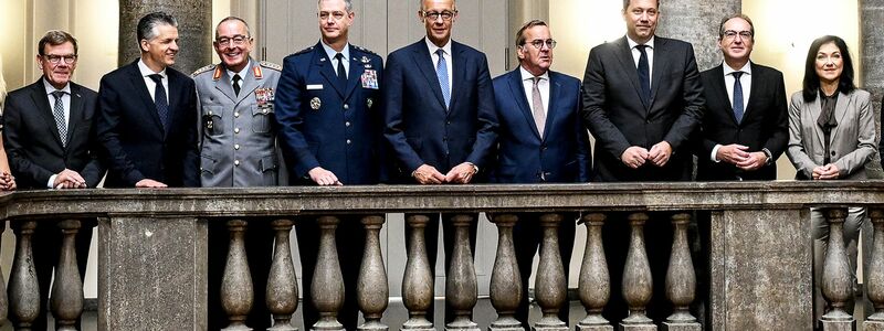 Kabinettssitzung im Bundesverteidigungsministerium - Foto: Britta Pedersen/dpa