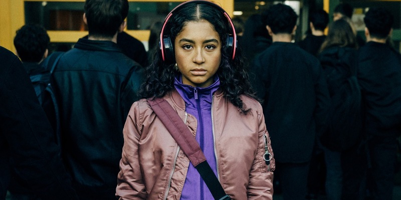 Schattenseite - Sechsteilige Young-Adult-Thriller-Serie von Jonas Ems und Hanna Hribar | Ab 17. Oktober in der ARD Mediathek und am 25. Oktober ab 22:05 Uhr im Ersten | Einladung zu digit. Interviews - Foto: presseportal.de