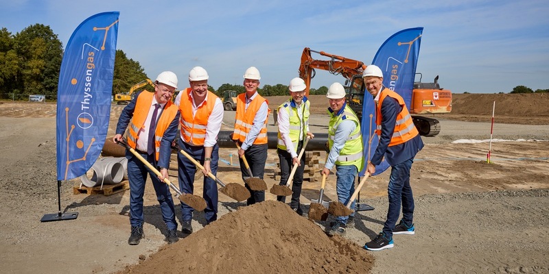 H2-Leitung Vlieghuis-Ochtrup / Spatenstich-Veranstaltung in Hoogstede: Thyssengas beginnt mit der Realisierung der grenzüberschreitenden Wasserstoff-Leitung zwischen den Niederlanden und Deutschland - Foto: presseportal.de