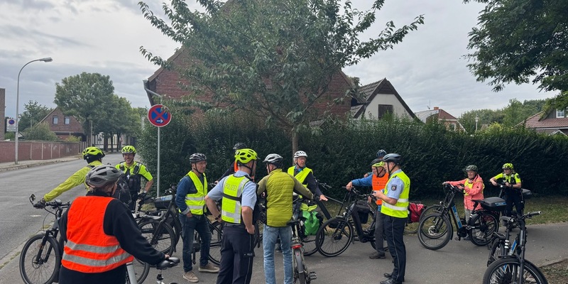 POL-BOR: Pressemitteilung Neues Konzept Seniorenradeln im Kreis Borken erfolgreich gestartet - weitere Termine folgen - Foto: presseportal.de