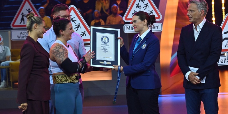 Neun Weltrekorde! Guinness World Records - Die große Show der Weltrekorde überzeugt am Freitagabend in SAT.1 - Foto: Joyn/Claudius Pflug, presseportal.de
