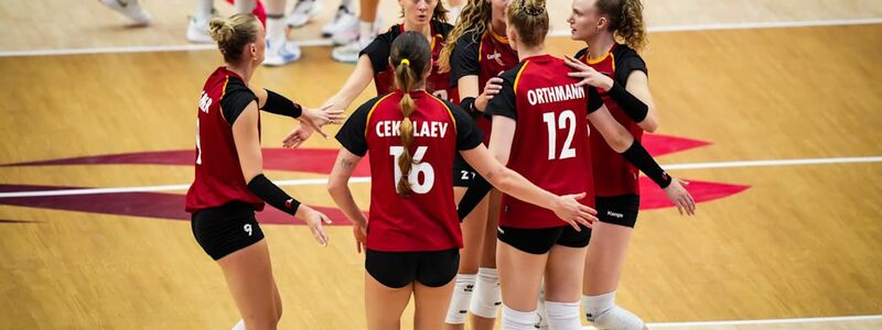 Alsmeier lobte die Entwicklung im Team. - Foto: Volleyballworld/dpa