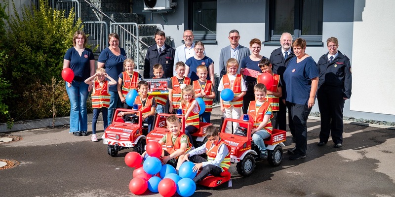 FW Finnentrop: Neues Kapitel für die Kinderfeuerwehr der Gemeinde Finnentrop - Foto: presseportal.de