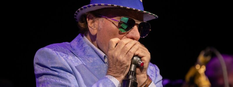 Bei seinen Konzerten, wie hier beim Montreux Jazz Festival 2022, sagt Van Morrison kaum etwas und lässt die Musik sprechen. (Archivbild) - Foto: Simon Becker/Le Pictorium Agency via ZUMA/dpa