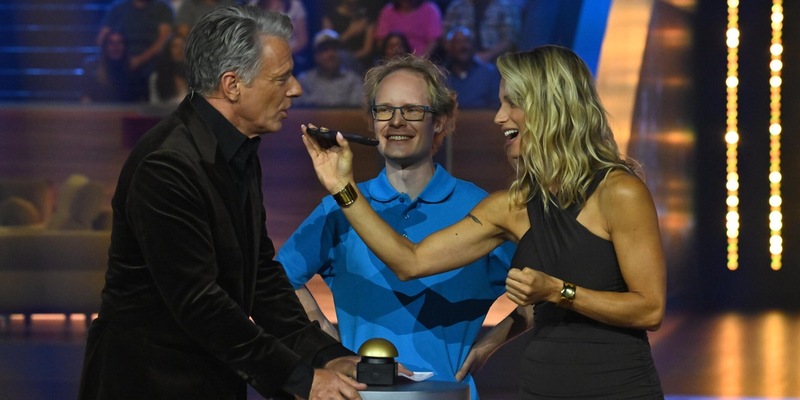 Jörg Pilawa Christian Schäfer Michelle Hunziker Guinness World Records - Die große Show der Weltrekorde - Foto: Joyn/Claudius Pflug, presseportal.de