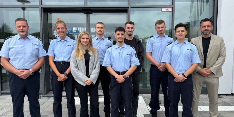 POL-EN: Ennepe-Ruhr-Kreis: Unter dem Motto Alles Neu begrüßte Landrat Olaf Schade insgesamt 34 Polizistinnen und Polizisten in der Kreispolizeibehörde - Foto: presseportal.de