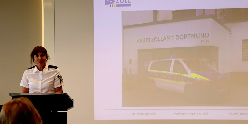 HZA-DO: Berufseinsteiger beim Hauptzollamt Dortmund / Jetzt Karriere beim ZOLL starten - Foto: presseportal.de