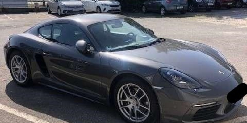 POL-H: Zeugenaufruf: Täter stehlen zwei hochwertige Porsche in Hannover-Linden-Süd - Polizei bittet um Hinweise - Foto: presseportal.de