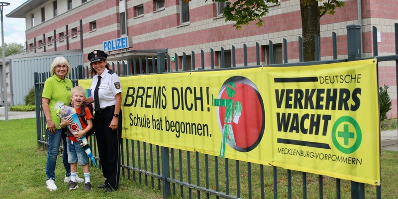 POL-HRO: Verkehrssicherheitsaktion BREMS DICH! Schule hat begonnen! - Foto: presseportal.de