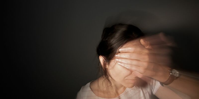 Jede zweite Migräne-Patientin hat zu Beginn der Wechseljahre stärkere Beschwerden. (Symbolbild) - Foto: Oliver Killig/dpa-Zentralbild/dpa-tmn