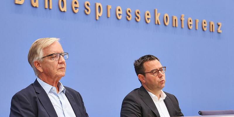 Dietmar Bartsch und Sebastian Schäfer am 05.09.2025 - Foto: über dts Nachrichtenagentur