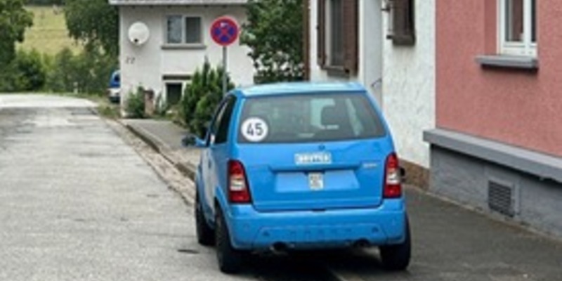 POL-PIKUS: Geparktes Fahrzeug touchiert - Foto: presseportal.de