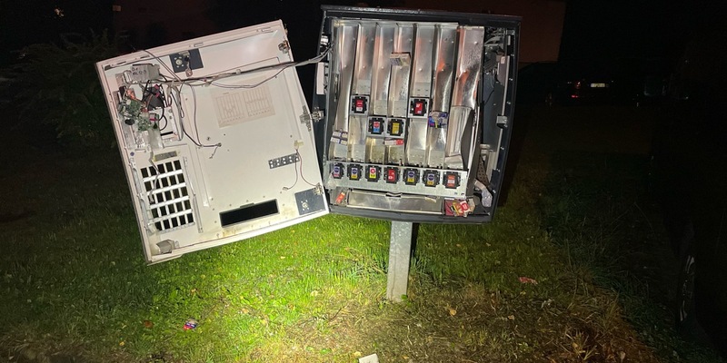 LPI-NDH: Zigarettenautomat in der Nacht gesprengt - Anwohner aus dem Schlaf gerissen - Foto: presseportal.de