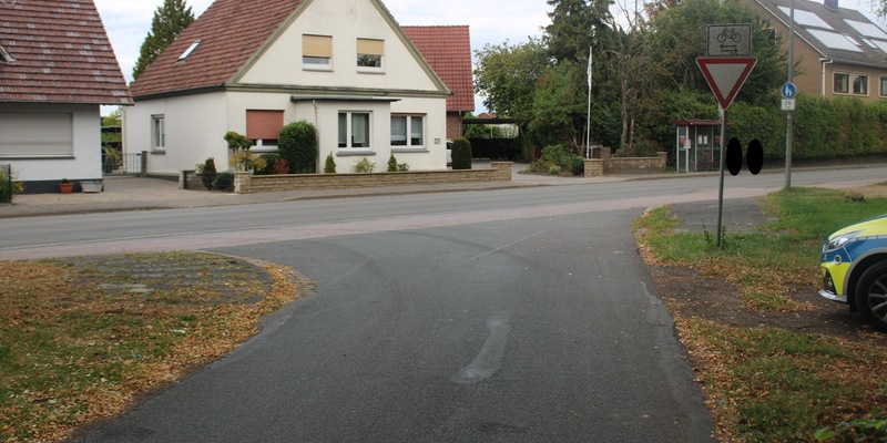 POL-MI: Schulwegunfall in Rahden - Polizei bittet Autofahrerin um Kontaktaufnahme - Foto: presseportal.de