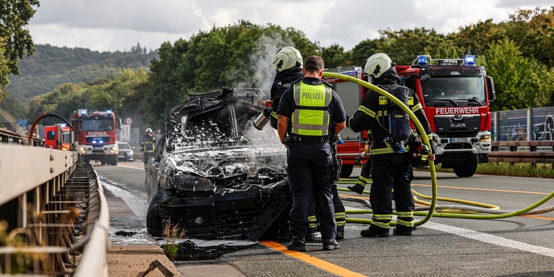 FW-MK: PKW Brand auf der Autobahn sorgt für Lange Staus - Foto: presseportal.de