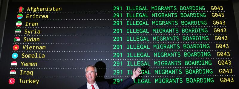 Reform UK hat Abschiebungen im großen Stil angekündigt. - Foto: Joanna Chan/AP/dpa