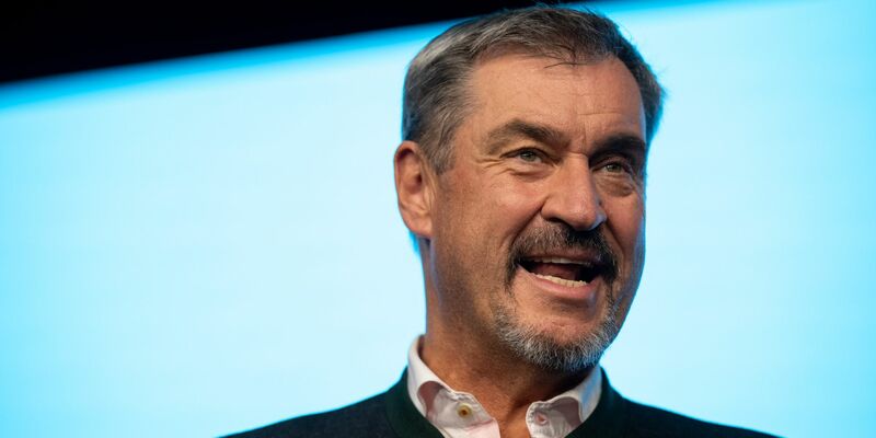 CSU-Chef Söder meint: «Ohne Auto droht ein Kollaps.» - Foto: Fabian Strauch/dpa