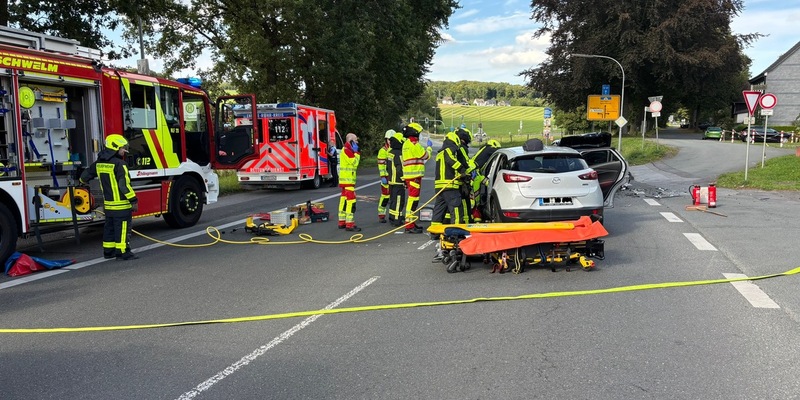 FW-EN: Schwerer Verkehrsunfall, Hattinger Str. - Foto: presseportal.de