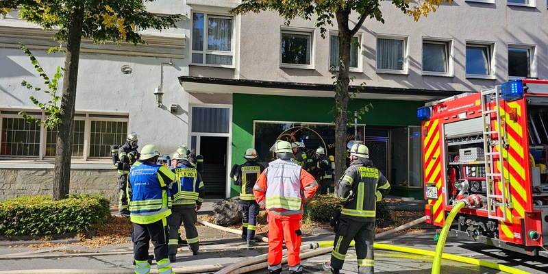 FW-AR: Feuerwehreinsatz auf der Rumbecker Straße - Entwarnung nach starker Verrauchung - Foto: presseportal.de