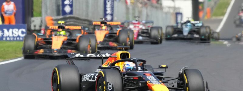 Muss das McLaren-Duo doch noch auf Max Verstappen aufpassen im WM-Kampf?  - Foto: Antonio Calanni/AP/dpa