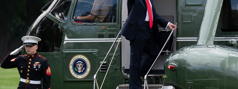 US-Präsident Donald Trump flog zum Finale der US Open nach New York. - Foto: Jose Luis Magana/FR159526 AP/AP/dpa